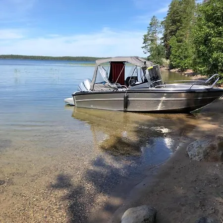Beautiful Lakeside Vetojaervi * Pennala