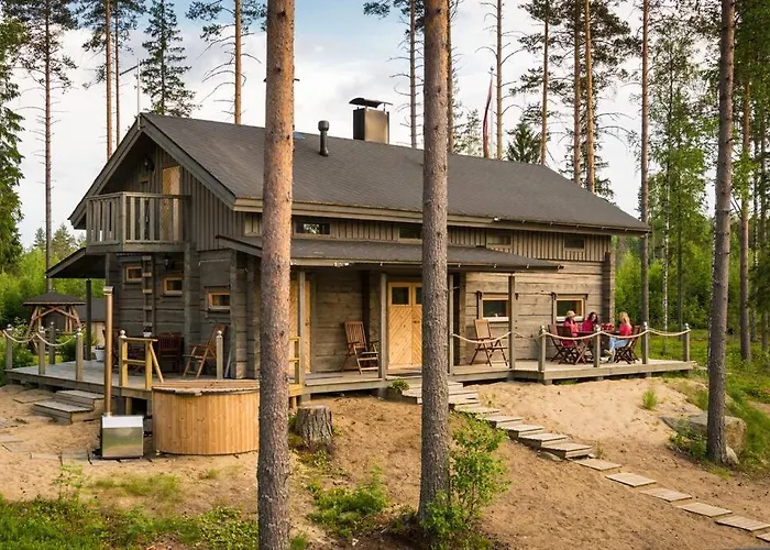 Villa Beautiful Lakeside Vetojaervi Pennala