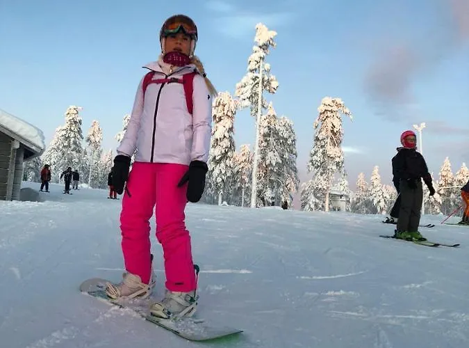 Beautiful Lakeside Vetojaervi Villa