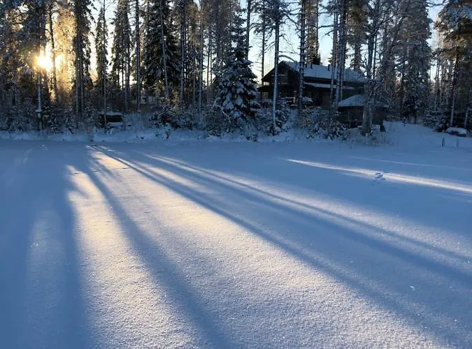 Beautiful Lakeside Vetojaervi Villa